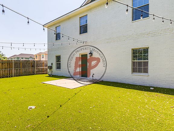 3rd image of 1612 James Ave #2
