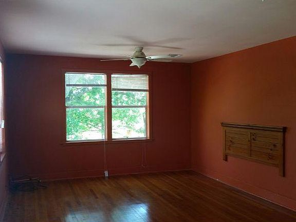 4th image of 4418 1/2 Eastern St