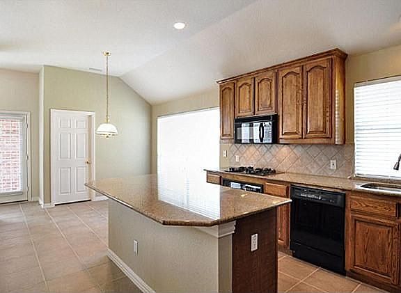 4th image of 3108 Stinson Dr