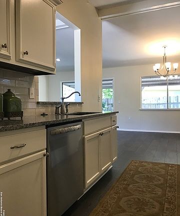 5th image of 12747 El Sonteo St