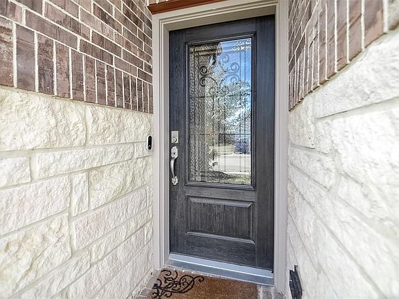 3rd image of 6926 Myrtle Dr