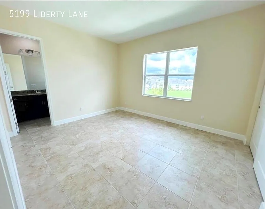 5199 Liberty Lane — Photo 4