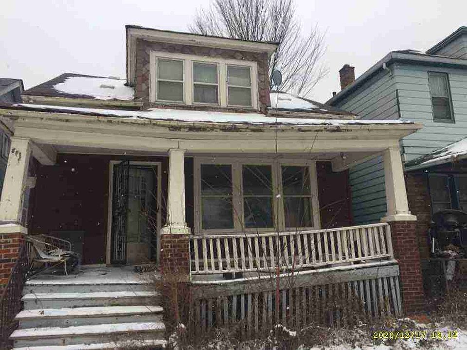 5205 Garland