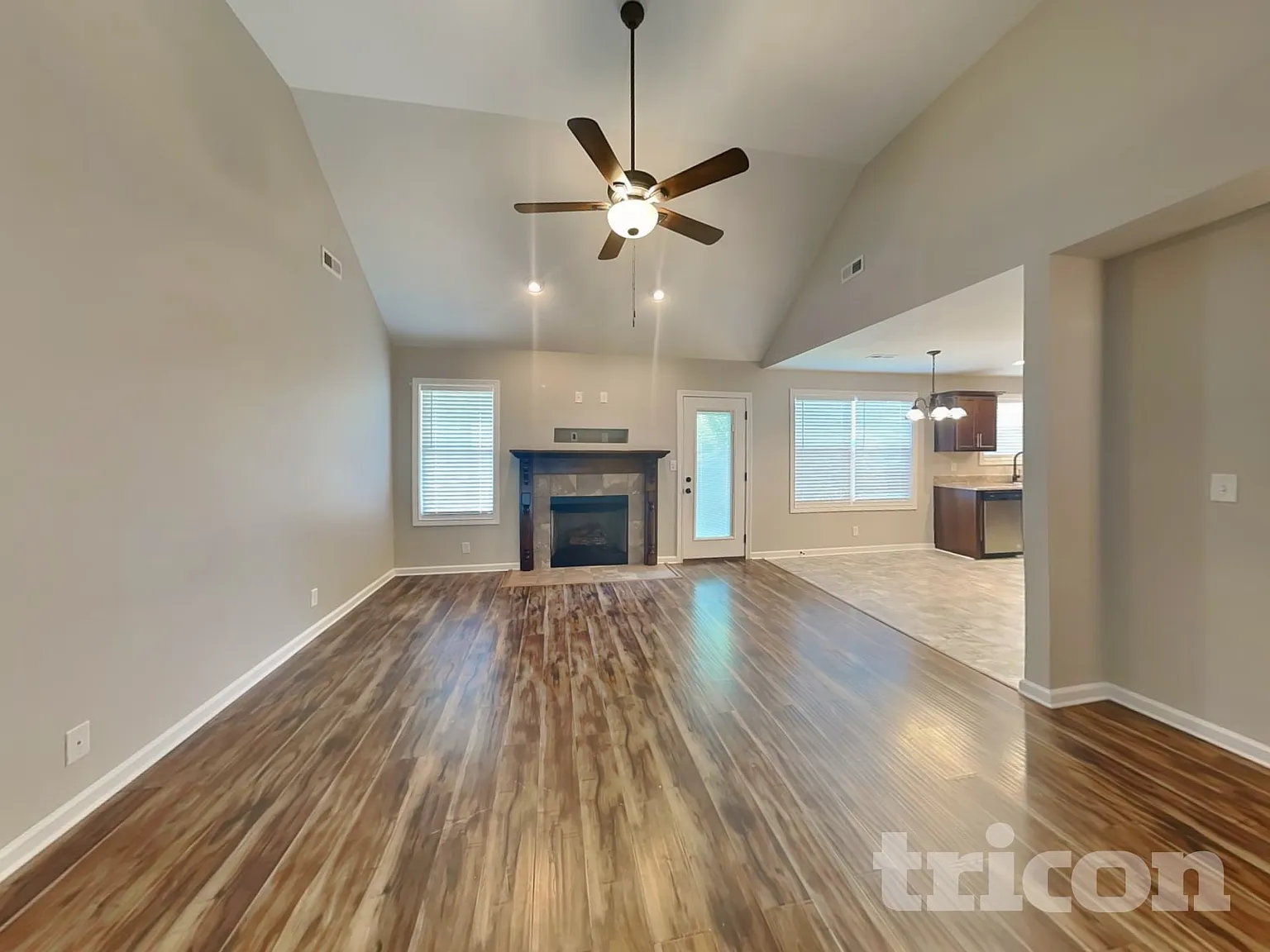 1195 Belvoir Lane Clarksville TN — Photo 2