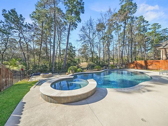 2nd image of 3547 Falcon Way