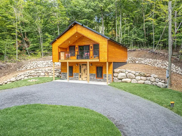 693 Hollywood Rd, Old Forge, NY 13420