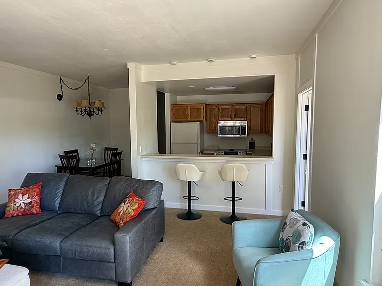 807 Alder Ave #11 — Photo 3