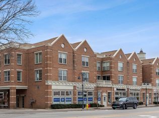 1623 Glenview Rd #325, Glenview, IL 60025