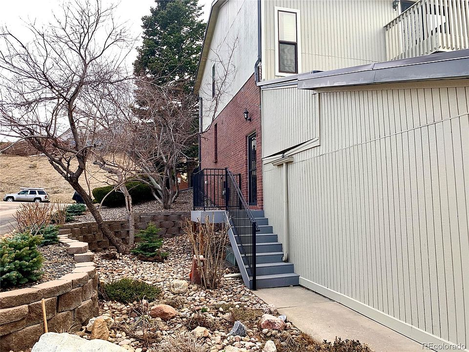1st image of 114 S Holman Way