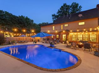 9026 Lansdowne Ln, Germantown, TN 38139