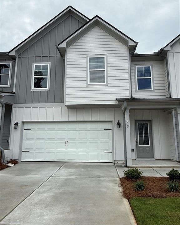 1st image of 93 Maple Trl