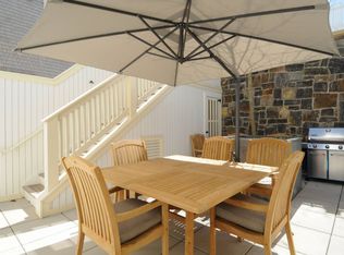 10 Sage St, Sag Harbor, NY 11963