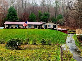 180 Lotawatah Dr, Burnsville, NC 28714