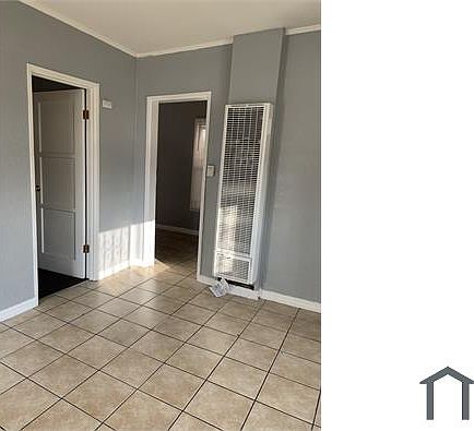 2nd image of 703 W 92nd St