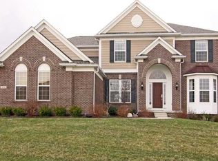 4616 S Cobblestone Dr, Zionsville, IN 46077