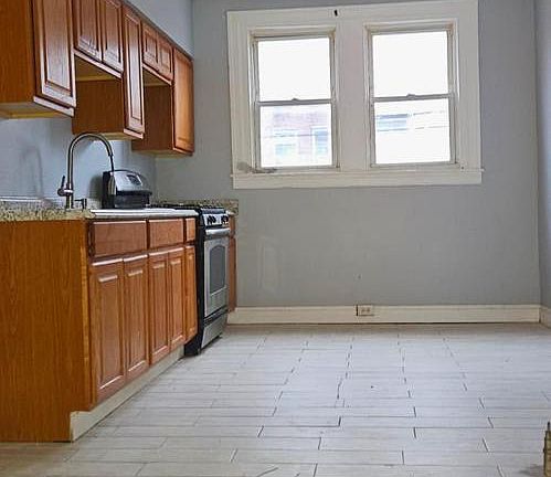 5th image of 4910 Gransback St