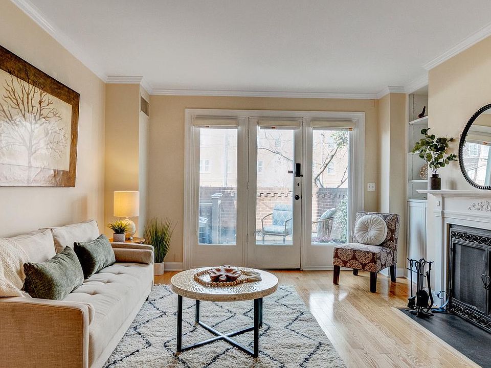1st image of 800 S Saint Asaph St APT 208