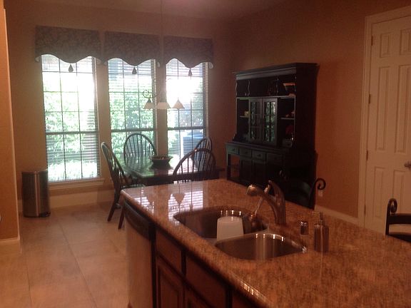 4th image of 1471 San Andres Dr