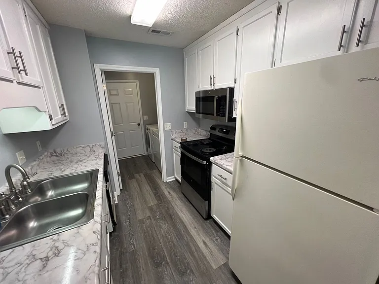 3153 Achey Dr — Photo 3
