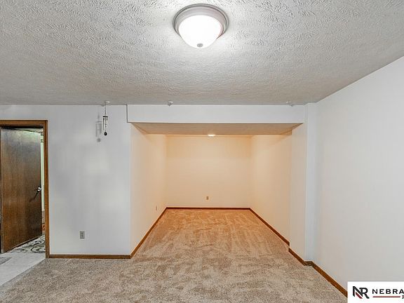 4th image of 4210 N 129th Avenue Cir