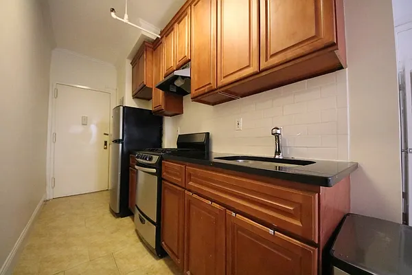 Rented by (Legacy) NY Quality Living Uptown | media 19