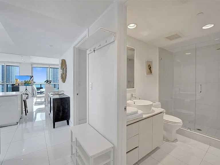 2600 E Hallandale Beach Blvd #T1902 — Photo 40