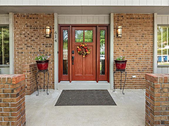2nd image of 614 Clovertrail Dr