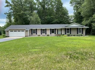 1586 E Beth Ann Ln, Midland, MI 48640