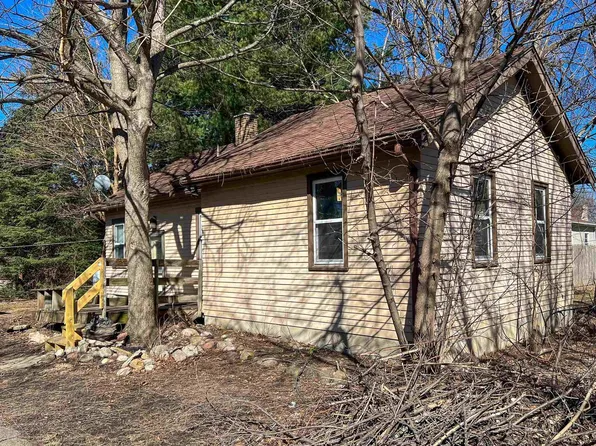 1335 Blaine Avenue, Janesville, WI 53545