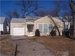 3rd image of 1129 E Terrell Ave