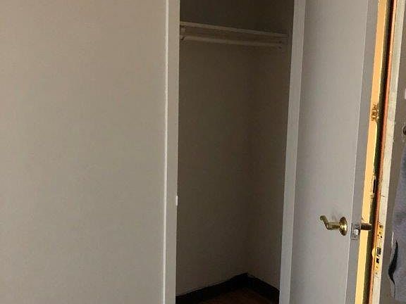 3rd image of 404 Tompkins Ave APT 3R
