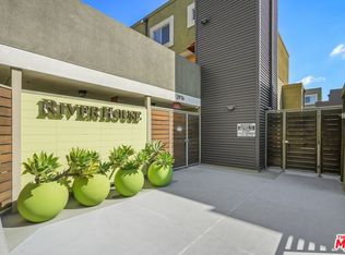 2974 Ripple Pl APT 202, Los Angeles, CA 90039