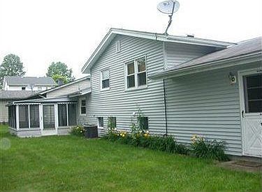2nd image of 4032 Shelbourne Dr