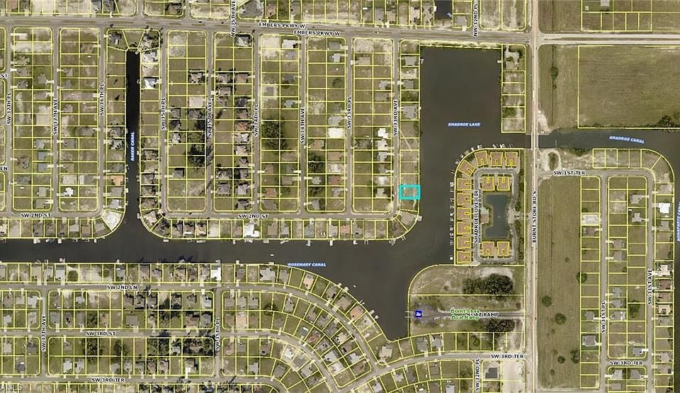 1st image of 137 SW 33rd Ave