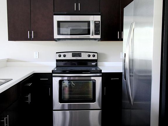 2nd image of 16551 McGregor Blvd