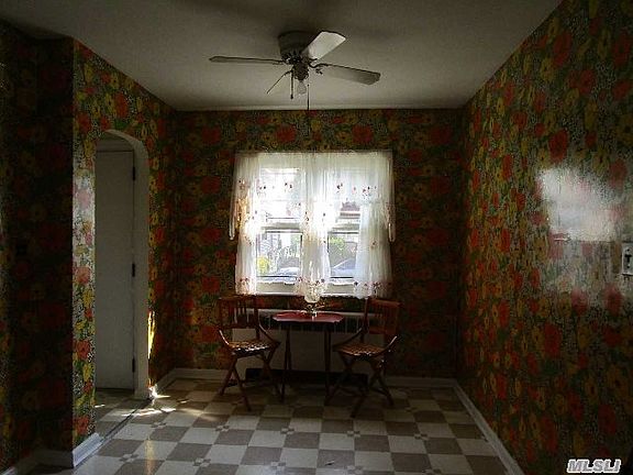 4th image of 22711 107th Ave