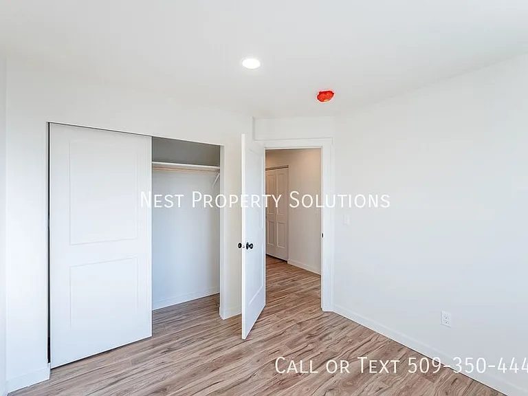 1070 S Grand Dr #B — Photo 86
