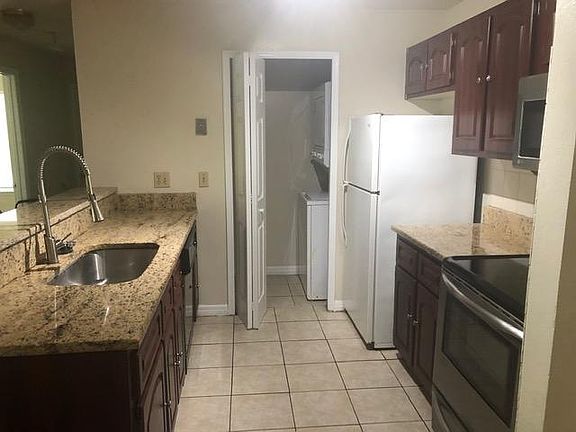 2nd image of 5974 Westgate Dr APT 202