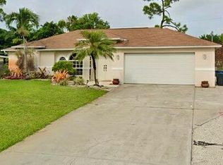 18222 Camellia Rd, Fort Myers, FL 33967