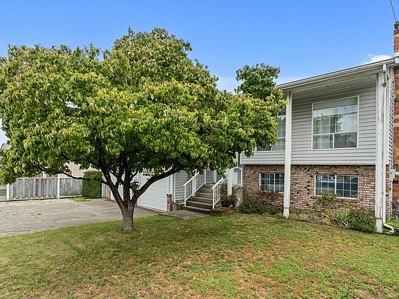 4th image of 3340 Clearbrook Rd