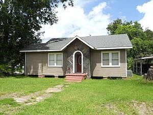 1st image of 301 Dodson St