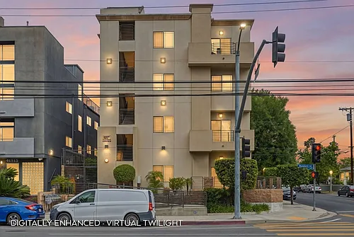 11305 Moorpark St Photo 1