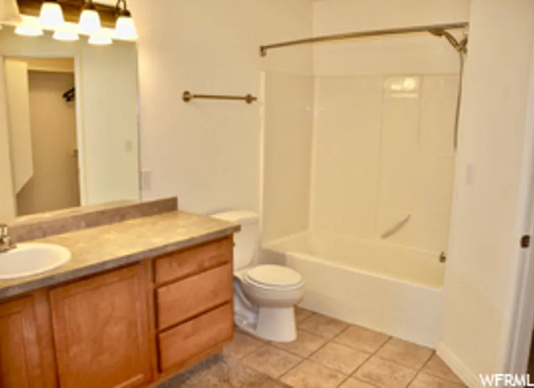269 E Sunshine Dr #269-8 — Photo 9
