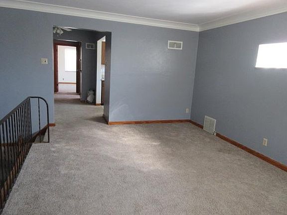 3rd image of 7168 Jamieson Ave #68A