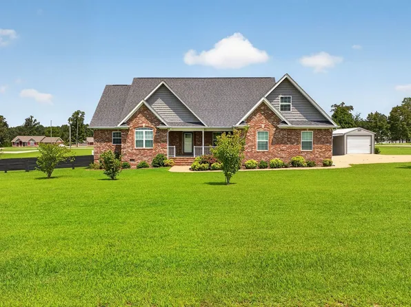 225 Gobbell Ave, Mount Pleasant, TN 38474