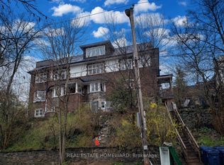 435 Parkside Dr #2A, Toronto, ON M6R2Z8