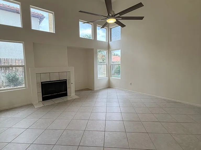 8715 Beau Maison Way — Photo 10