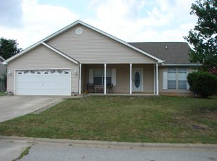 208 Bright Morning Ln, Fountain Inn, SC 29644