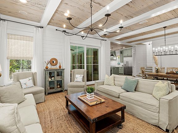 5th image of 65 Azalea St