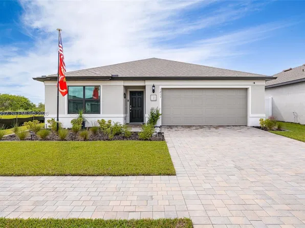 1213 Caloosa Cove Dr, Labelle, FL 33935